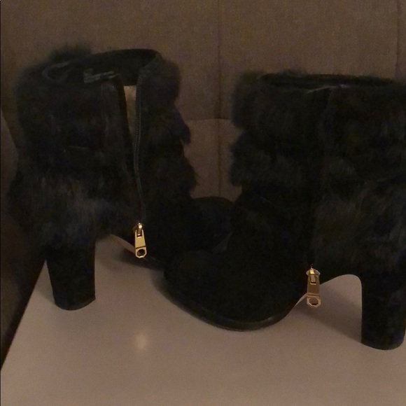 Yuma Rabbit Fur Harness Booties - Picture 7 of 8